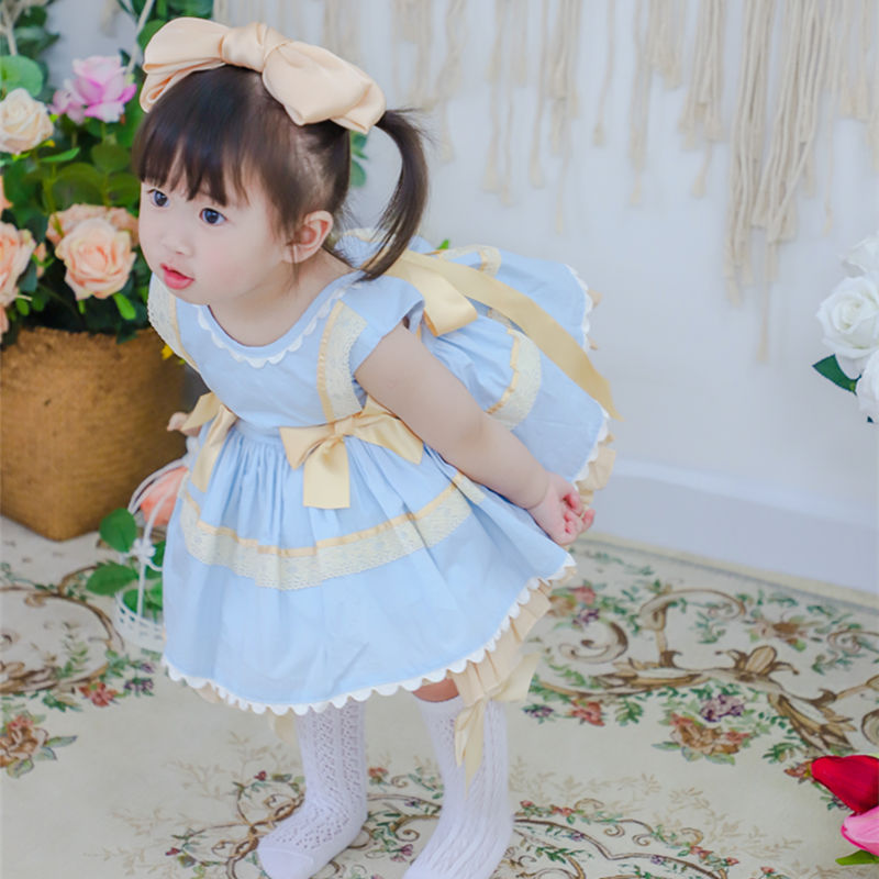 Two-piece Children's Dress With Puffy Palace Style Dress