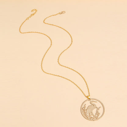 Stylish Round Red-crowned Crane Necklace