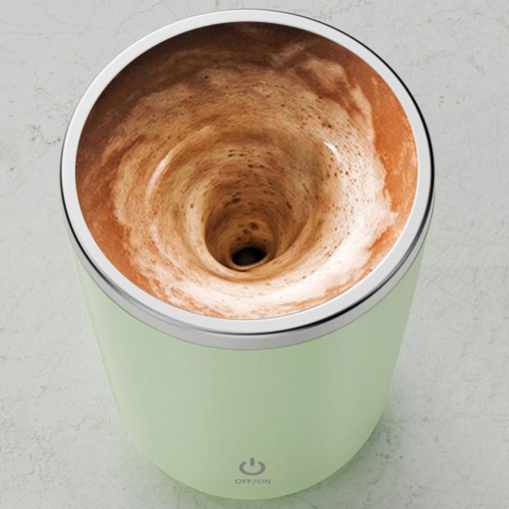 Automatic self-stirring mug