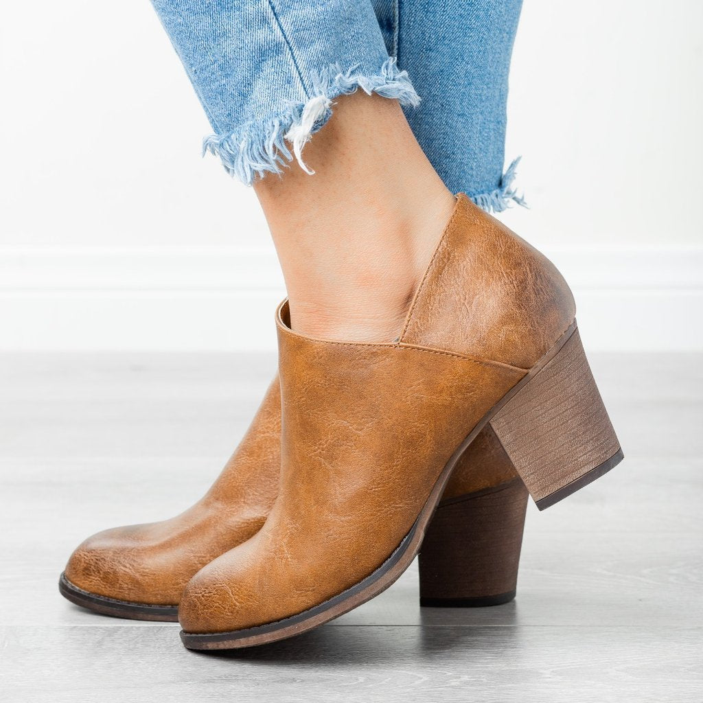 Casual Plus Size Women Pointed Toe Fashion Boots PU Viscose