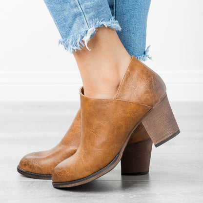Casual Plus Size Women Pointed Toe Fashion Boots PU Viscose
